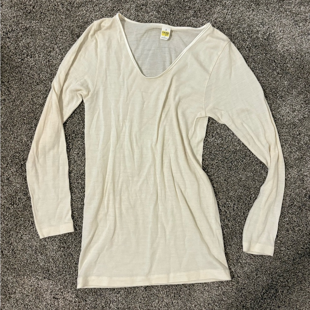 Vintage Calida Switzerland Wool and Silk Blend Cream Long Sleeve   Top